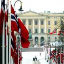 Karl Johans gate var pyntet med norske flagg i anledning feiringen (Foto: Heiko Junge, Scanpix)